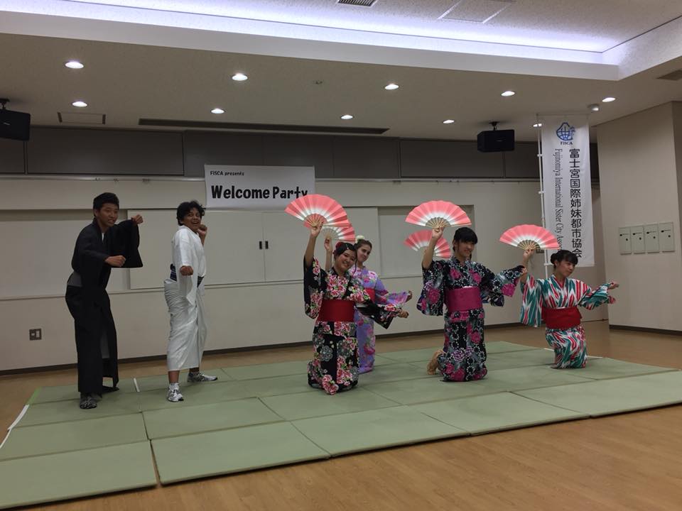 EFJp[eB[