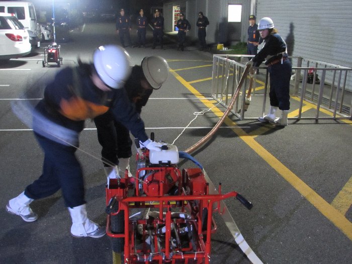 軽可搬ポンプ操法の訓練1