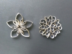 ペーパー芯で作ったモチーフの写真