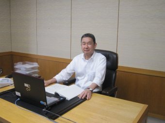 渡邉副市長　顔写真