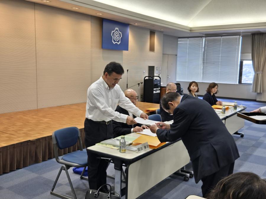 委嘱状の交付