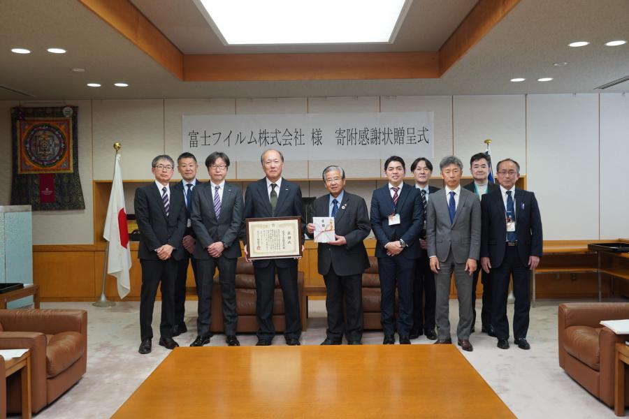 R7富士フィルム