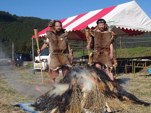 縄文人も登場