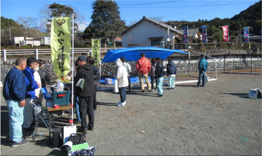 指定避難所でのペットスペースの設営体験